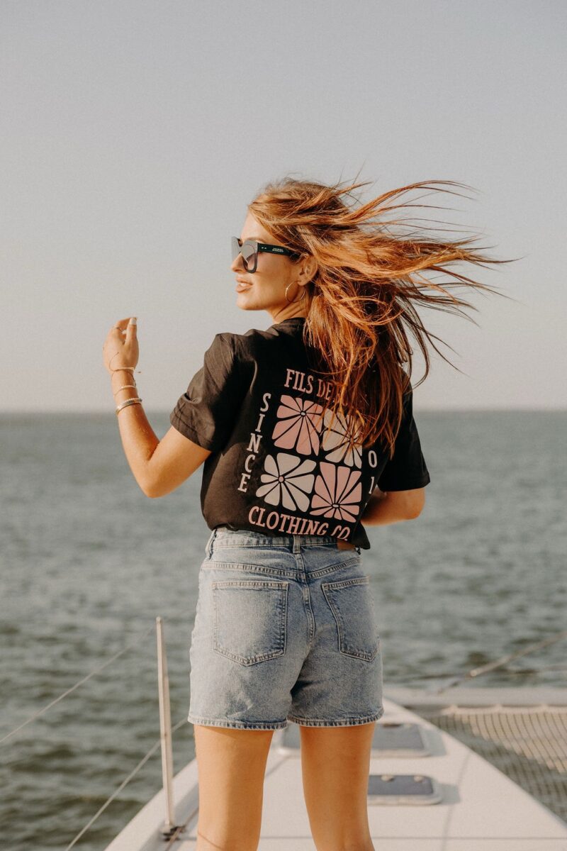 Floral Tee Noir