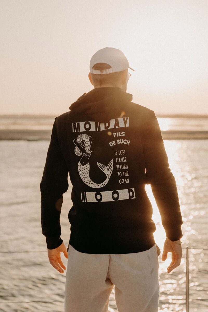 Monday Hoodie Black – Image 2